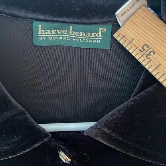 Harve Bernard black velour holiday gold accent button down top - Picture 4 of 7